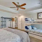 Modern Okc Retreat Half-Mile To Plaza District!