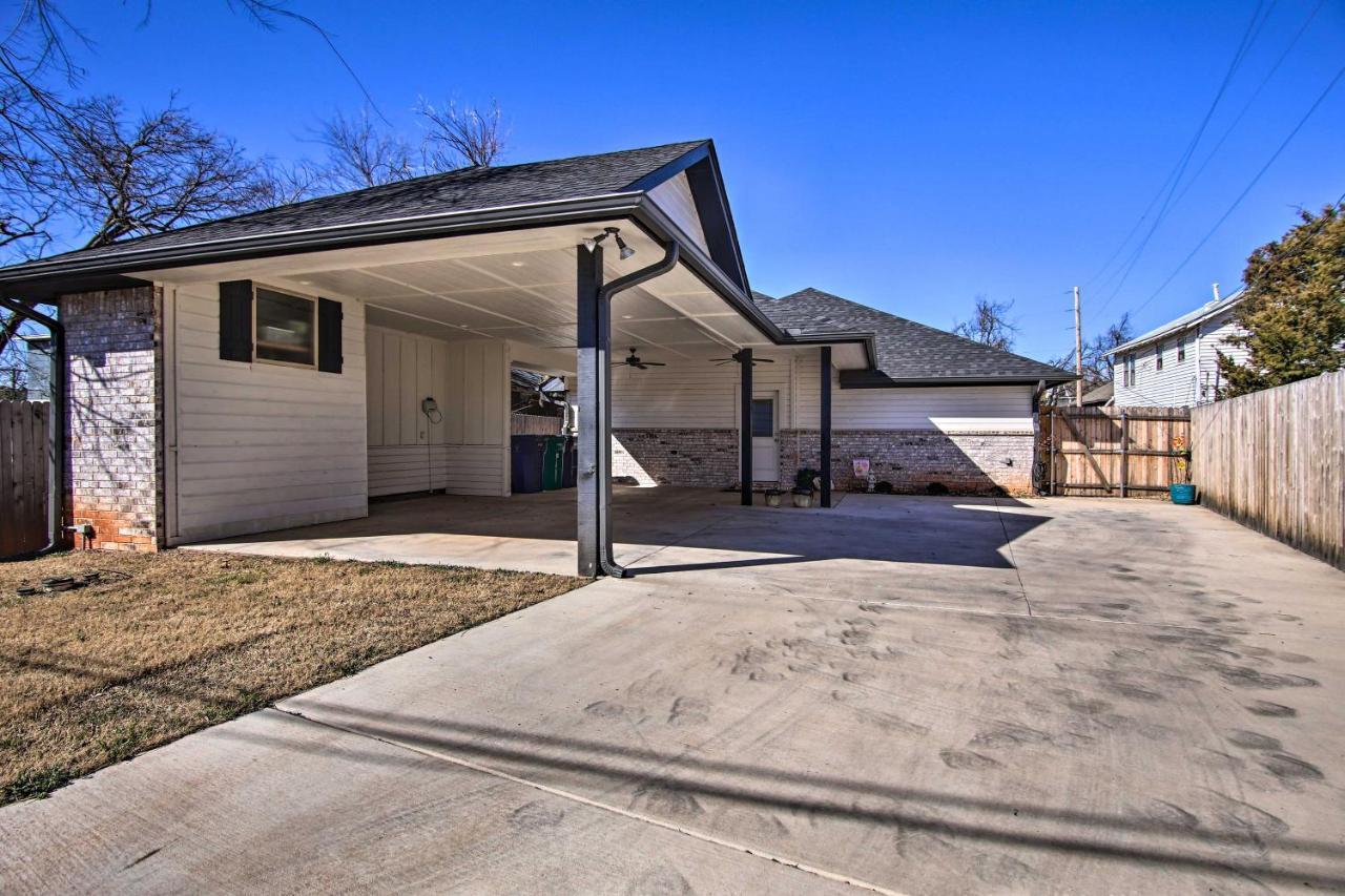 Modern Okc Retreat Half-mile To Plaza District!