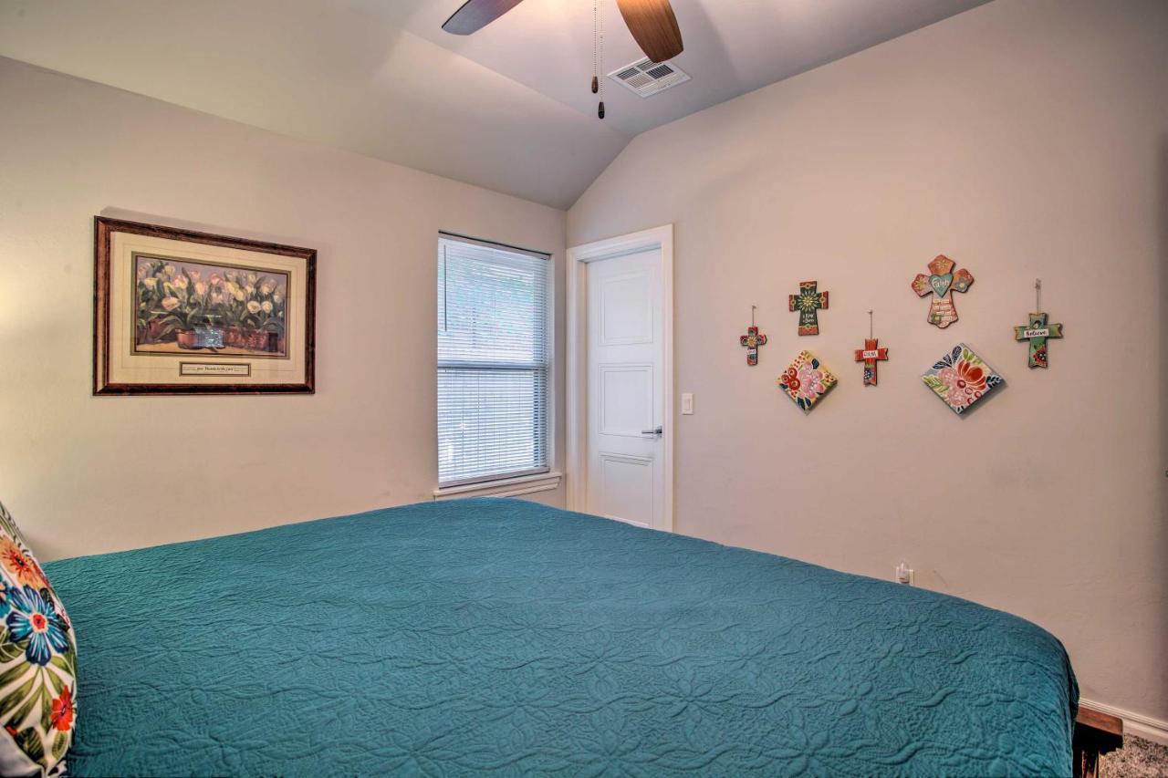 Modern Okc Retreat Half-mile To Plaza District!